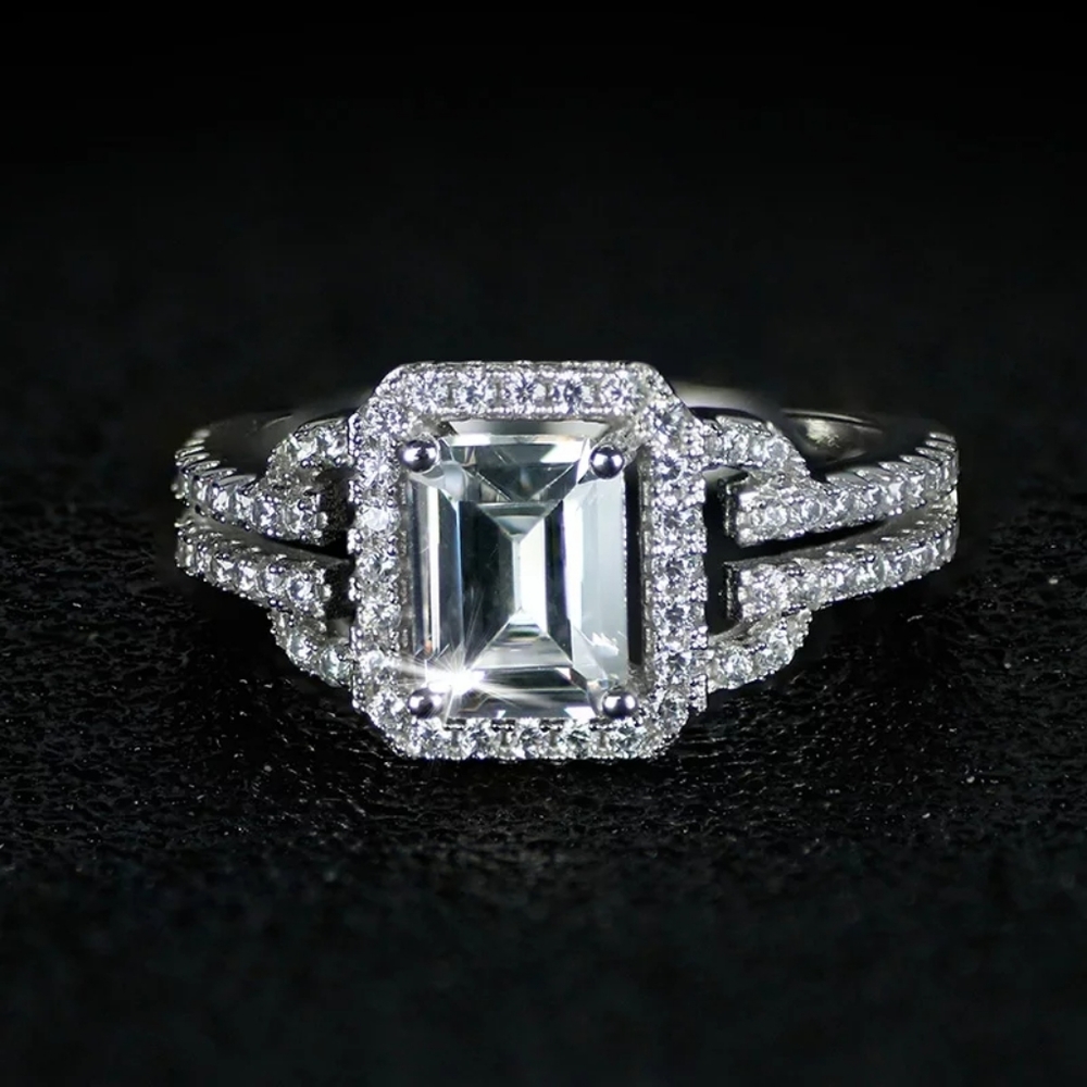 Trendy Silver Rectangle Cut Zircon Engagement Ring - Picture 3 of 4